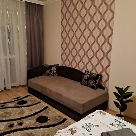 Katalin Apartment *
